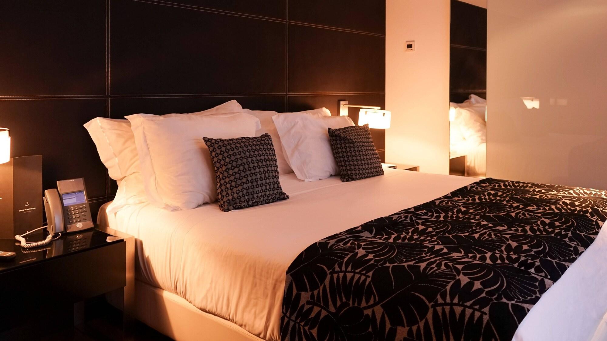 Hotel Inffinit Vigo Luaran gambar