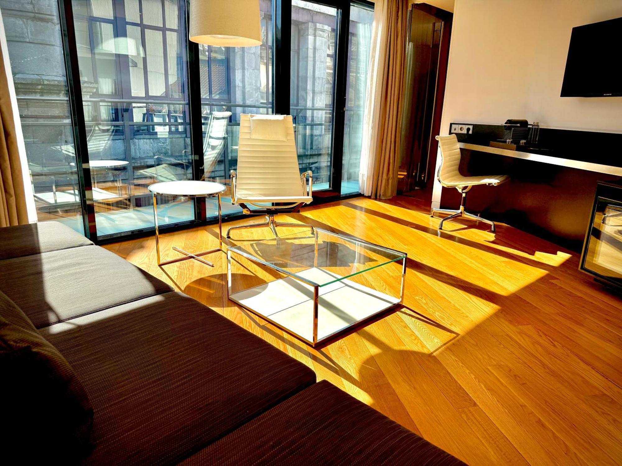 Hotel Inffinit Vigo Luaran gambar